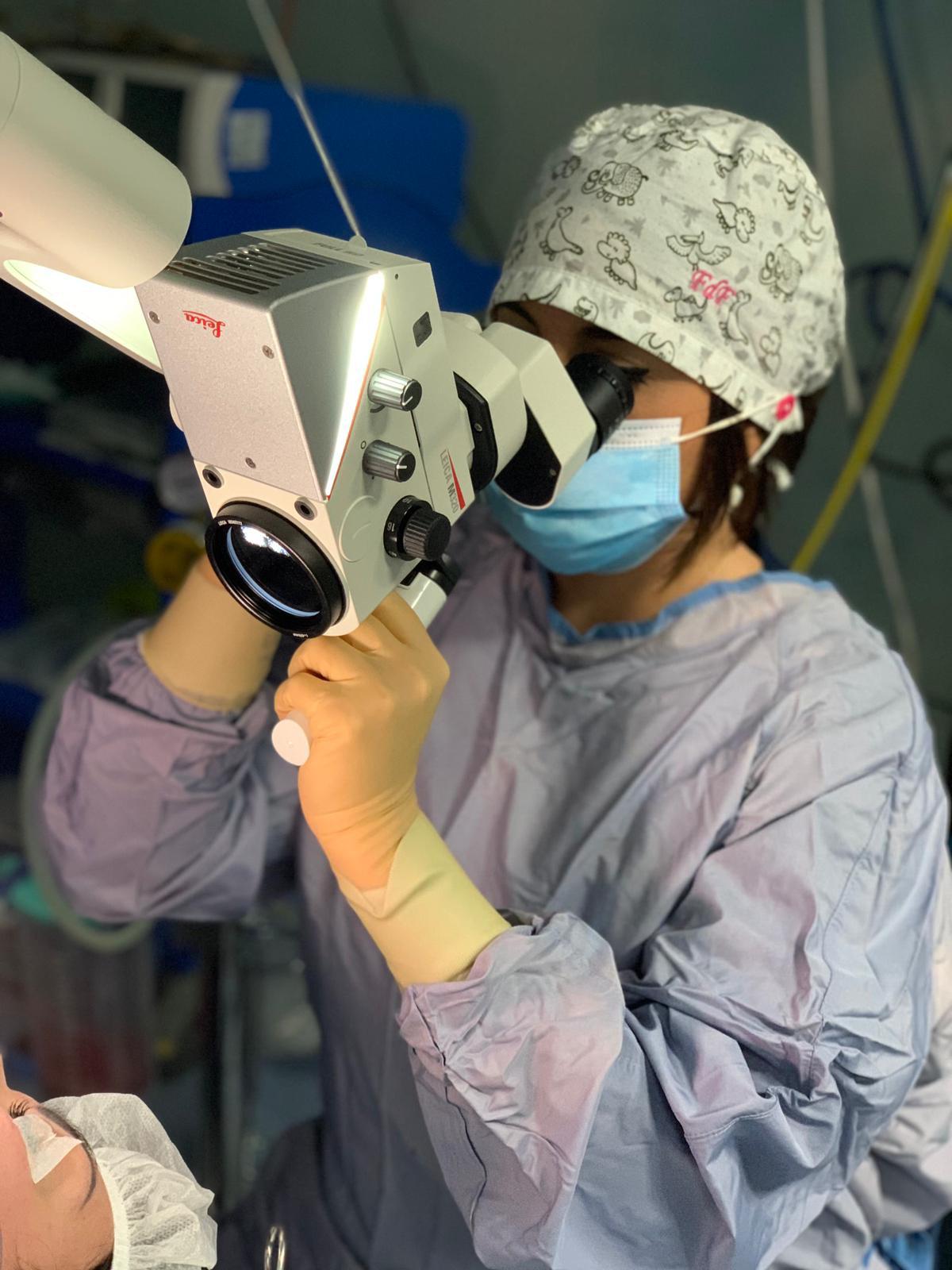 Chirurgia al microscopio operatorio